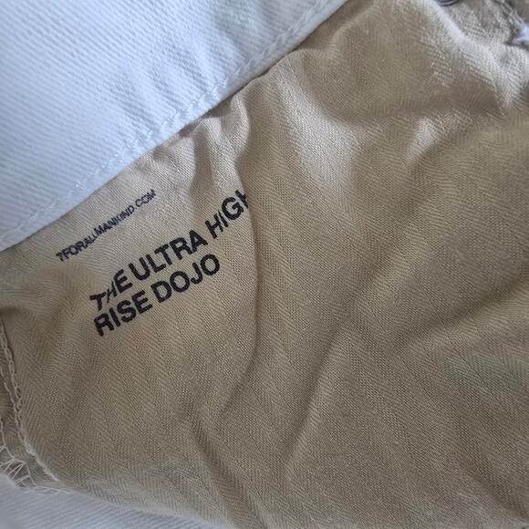 7 For All Mankind Ultra High Rise Dojo Jeans - White - Size 29 - Picture 10 of 10